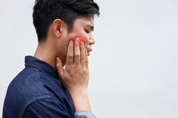 Signs You Need A TMJ Dentist – And What To Do About It